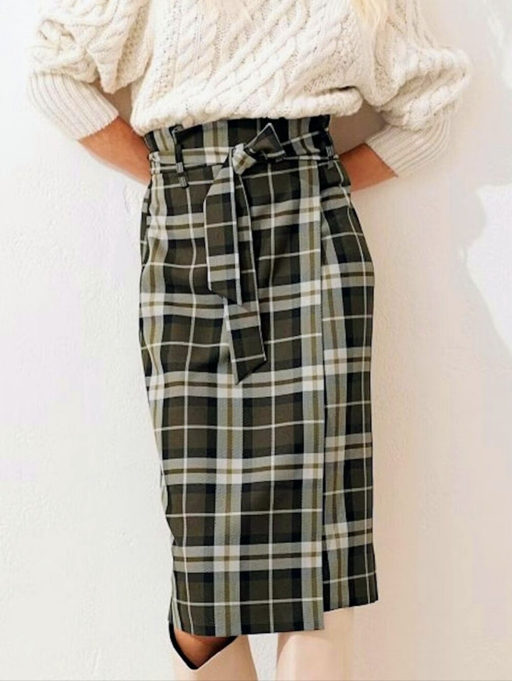 H&M Olive Green Plaid Pencil Skirt